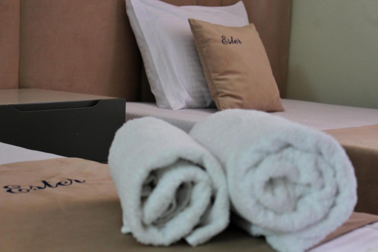 Essy's Apartament *