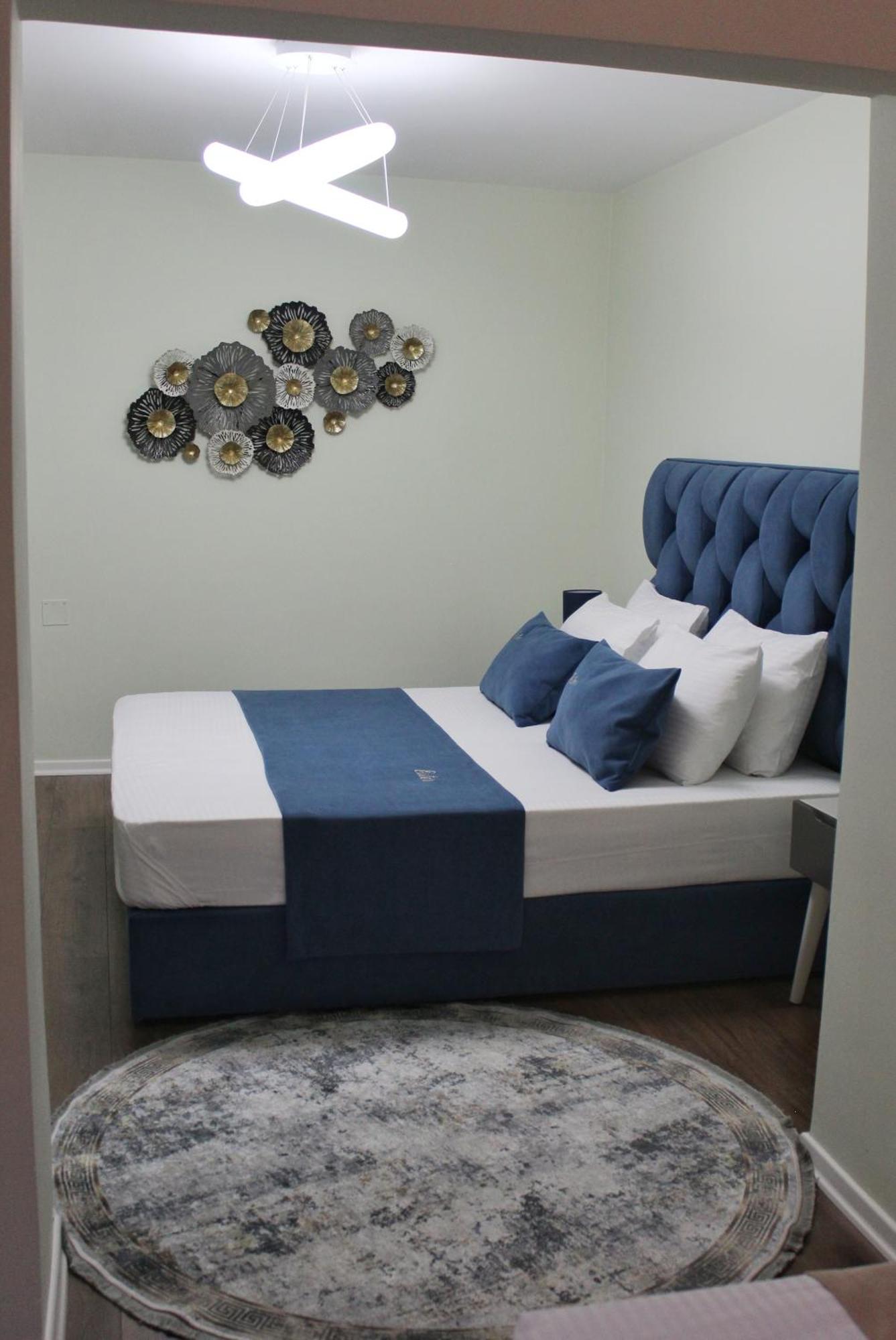 Apartament Essy's *